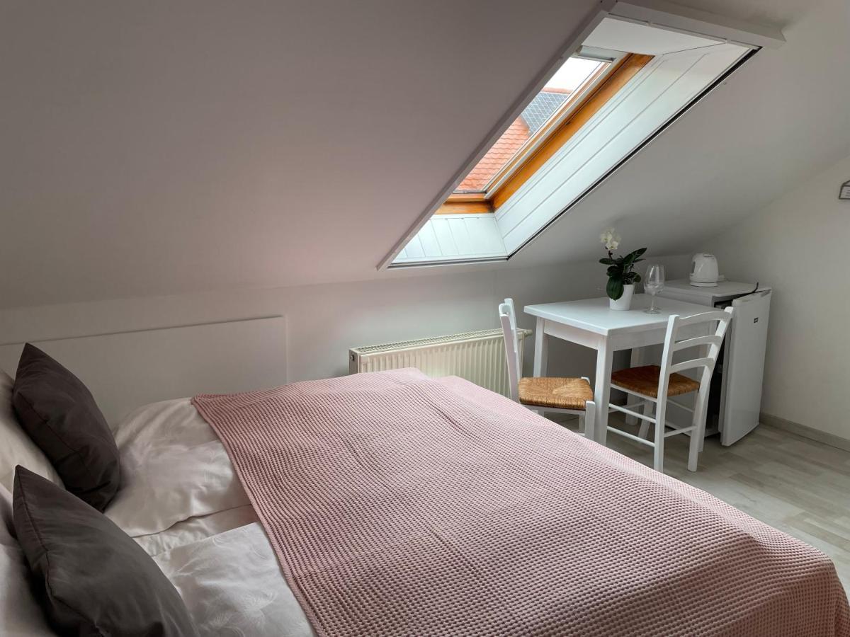 Szentesi Panzio Bed and Breakfast Fertőrákos Eksteriør billede