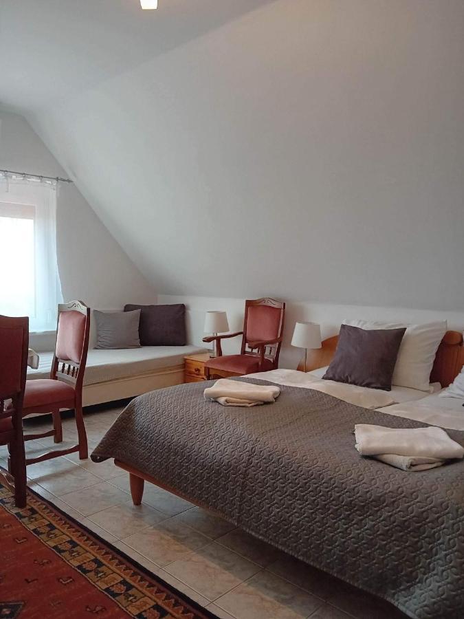 Szentesi Panzio Bed and Breakfast Fertőrákos Eksteriør billede